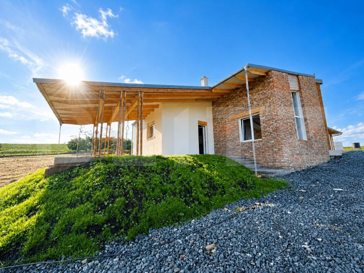 Casa unica, panorama exceptionala, 1461 mp teren