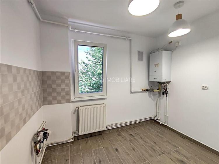 Vanzare apartament cu 2 camere, str. Saturn, cartier Astra - 10