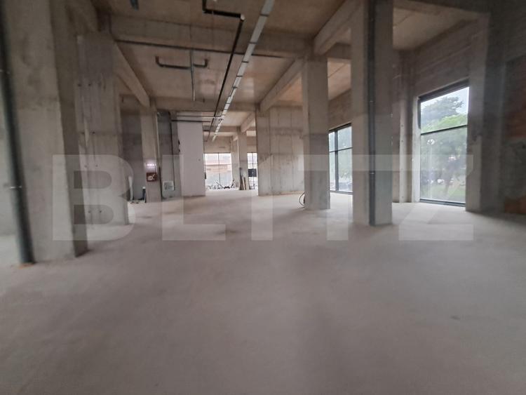Spațiu comercial de închiriat, 400 mp, zonă Centrală