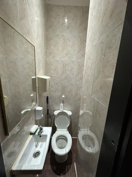 Spatiu se poate inchiria si pe etaje separat