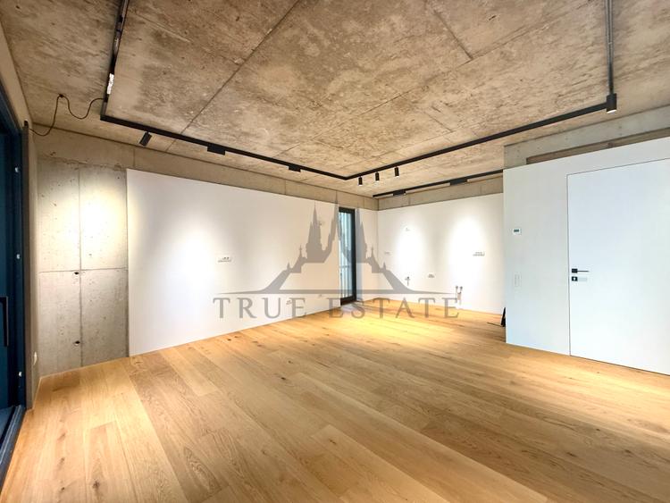 Unic Apartament in vila noua cu parcare acoperita si terase in zona Dorobanti