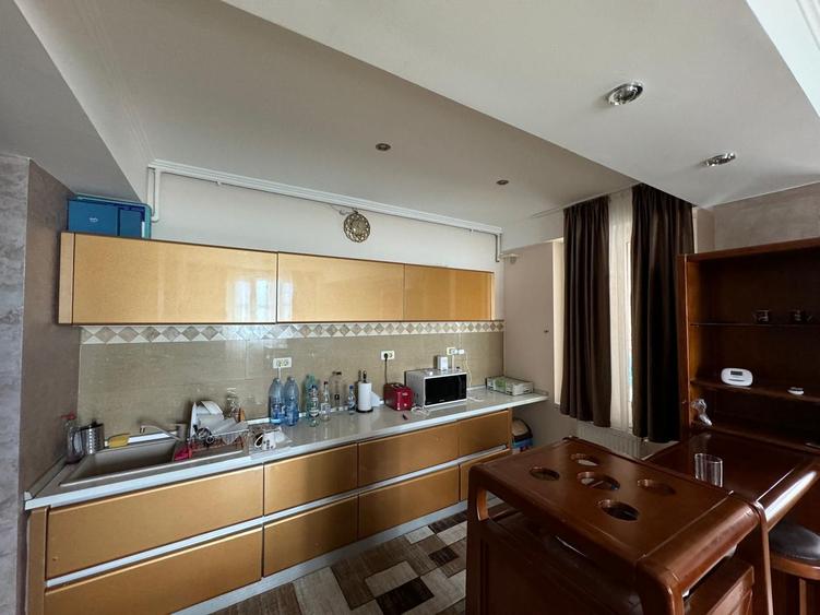 3 CAMERE-STATIUNEA MAMAIA
