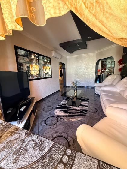Ap. 4 camere decomandat, utilat și mobilat, direct proprietar.