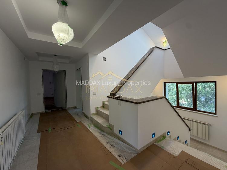 Vila Premium *800mp* // teren *963mp* / garaj cu 6 locuri* // Iancu Nicolae