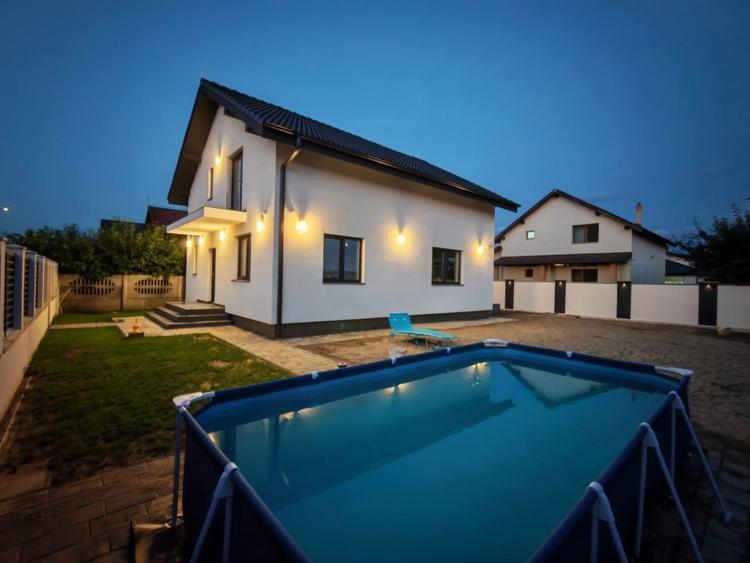 Casă de vânzare | 4 CAMERE | 2 băi | 160 MP UTILI | ZONA ORIZONT