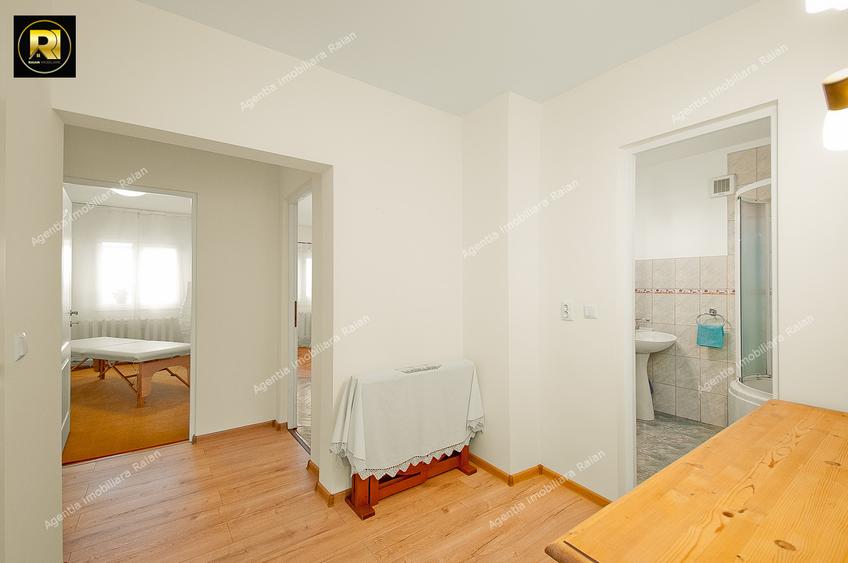 Vanzare apt 4 camere transformat in 3 camere, sup.85mp, in Galati,Piata Centrala