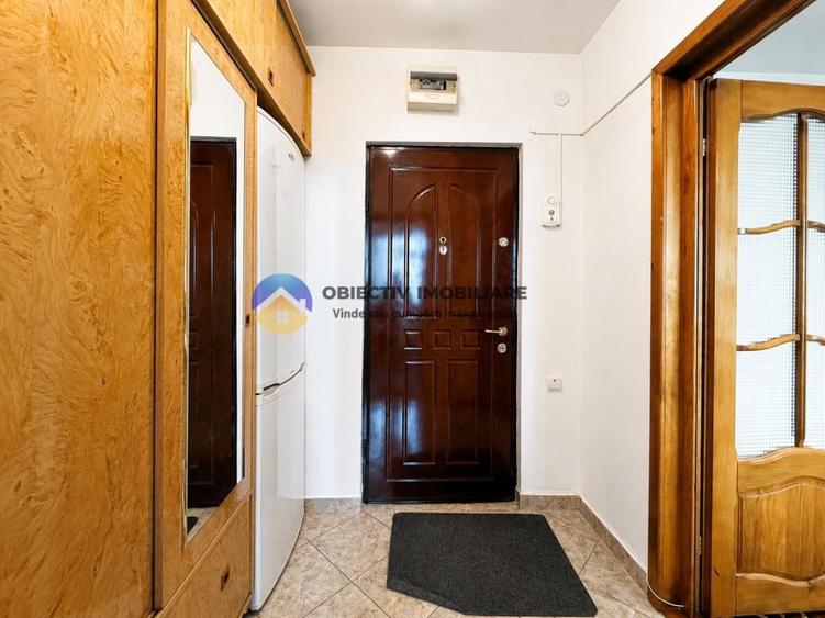Apartament 2 camere CU PRIVELISTE - CENTRU