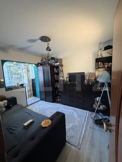 Apartament 2 camere, 41 mp, decomandat, zona George Enescu