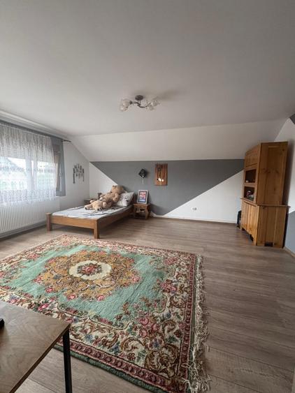 Casă individuală, 248 mp, zona Săsar