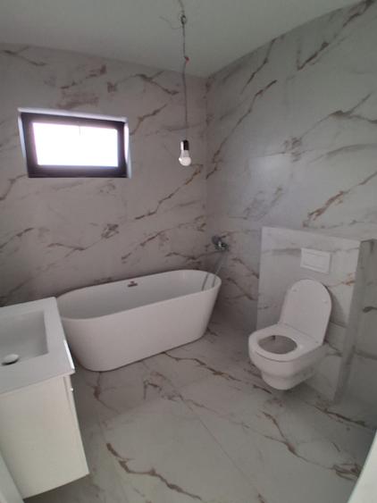 Casa parter Miroslava cod 163009 tel 0731226666