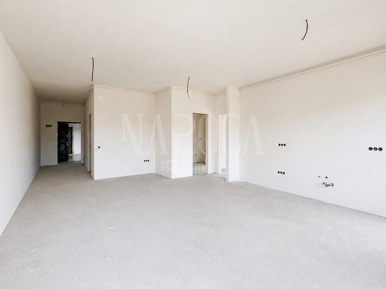 Apartament 3 camere de vanzare in Floresti