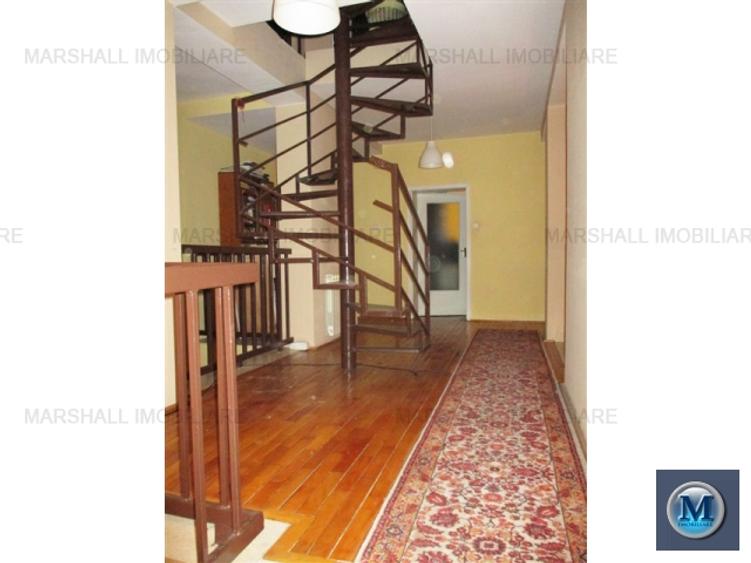 Vila cu 7 camere de vanzare, zona P-ta Mihai Viteazu, 323.55 mp #13724