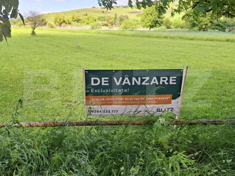Teren intravilan, Sopor, 2200mp