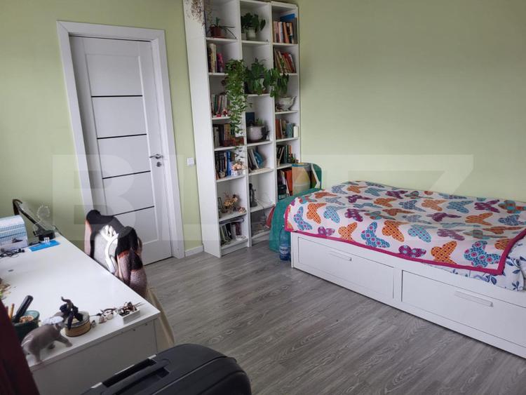Duplex mobilat si utilat, 136 mp, 343 mp, panouri fotovoltaice,zona Tineretului