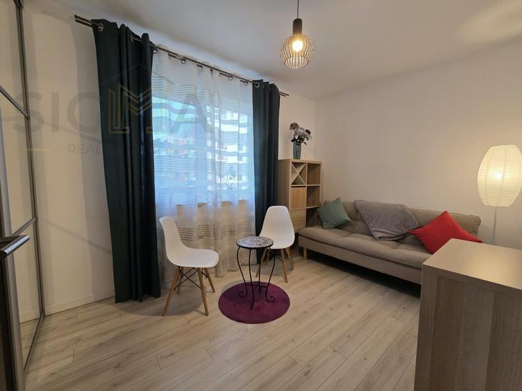 Apartament de inchiriat cu 3 camere in zona Vivo Mall!