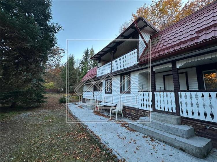 Casa de vacanta in Cartisoara, Transfagarasan - teren 971 mp, 8 camere