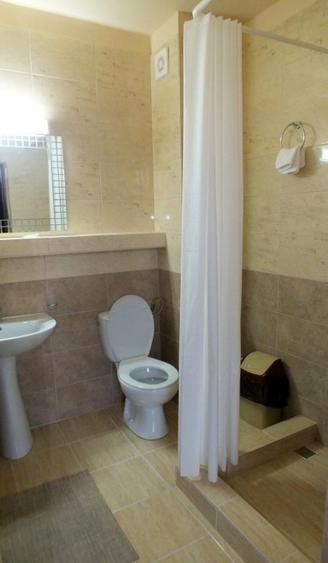 Hotel 3 stele - Costinesti - Centru - 1.300.000 euro (Cod E2)