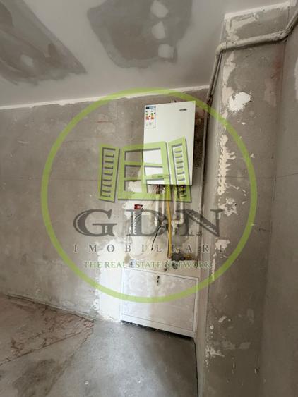 Casa 7 camere, 2 apartamente, 300 mp utili, 1248 mp teren, Cristian, Sibiu