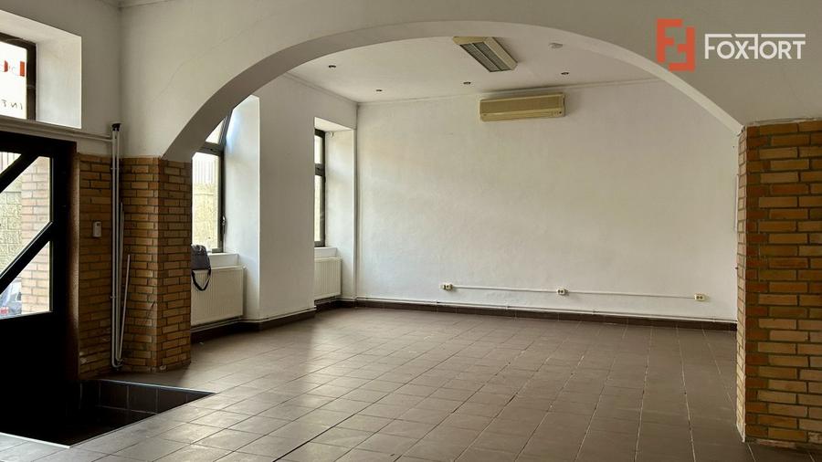 Apartament cu 3 camere, 97 mp utili la parter - zona Garii