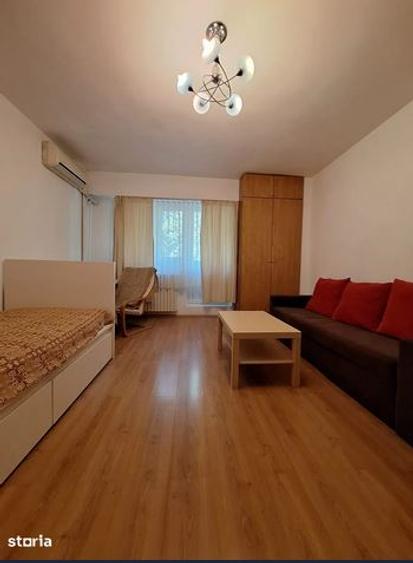 GARSONIERĂ, SPLAIUL UNIRII, 42 MP, ET. 2/8, MOBILATĂ, AER CONDIȚIONAT