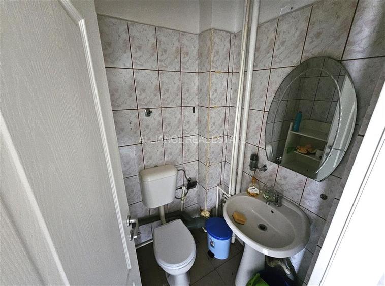 Spatiu comercial stradal, 51mp, bd. Independentei - 4