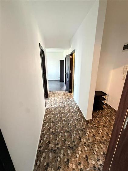 3 Camere Bloc Nou Militari Rezervelor 67Mp Mobilat Utilat