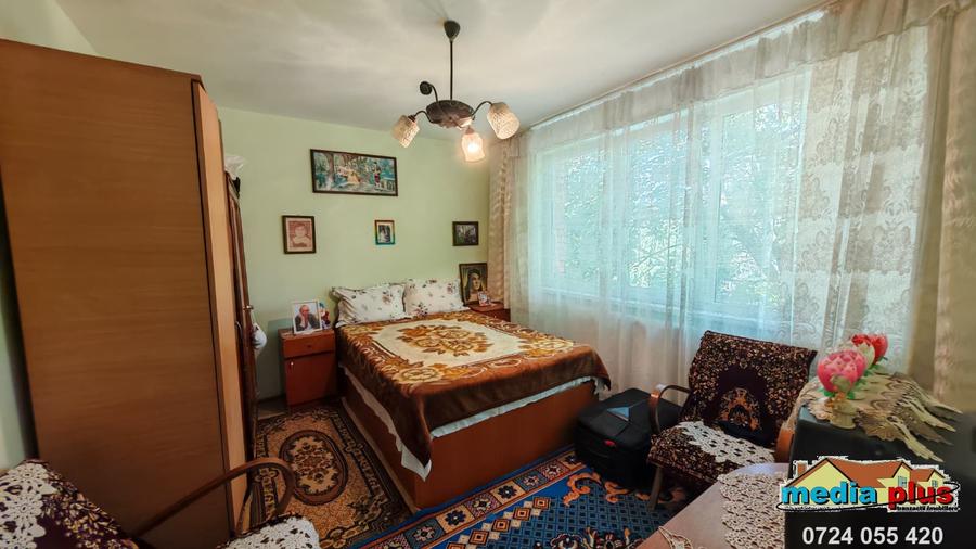 Apartament 4 camere de vânzare – Micro 16
