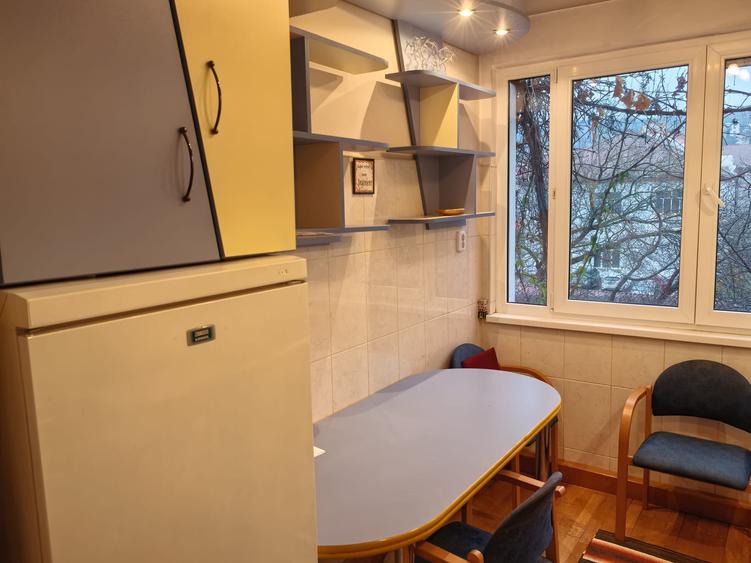 Inchiriez apartament 3 camere, Tg. Mures, Cornisa