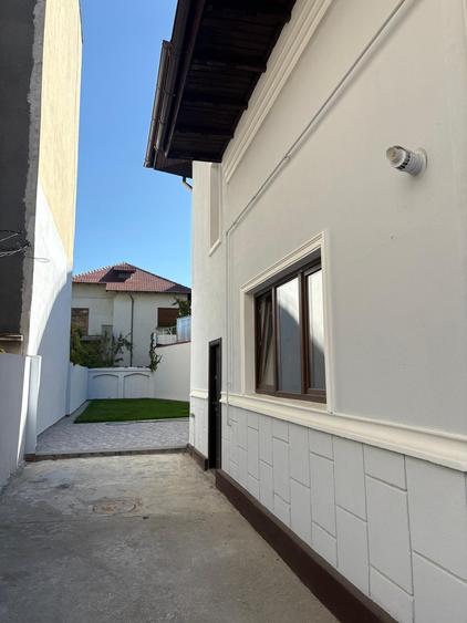 OPORTUNITATE ! Casa Mare cu Teren in Proprietate ! Icoanei