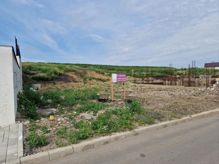 De Vanzare 500 mp Teren Intravilan -Tatarasii Noi -Suceava