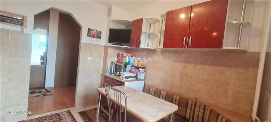 APARTAMENT DOUA CAMERE DECOMANDAT UTA - 7