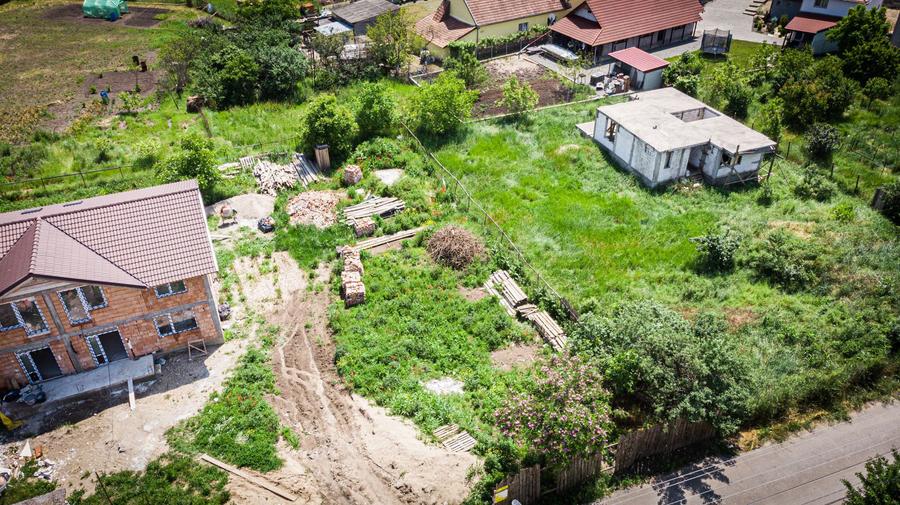 Loc de casa de 539 mp în Vladimirescu