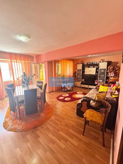 Apartament spațios, 3 camere – Bulevardul CFR, Giurgiu
