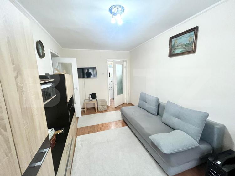 Apartament de vanzare zona - Velenta