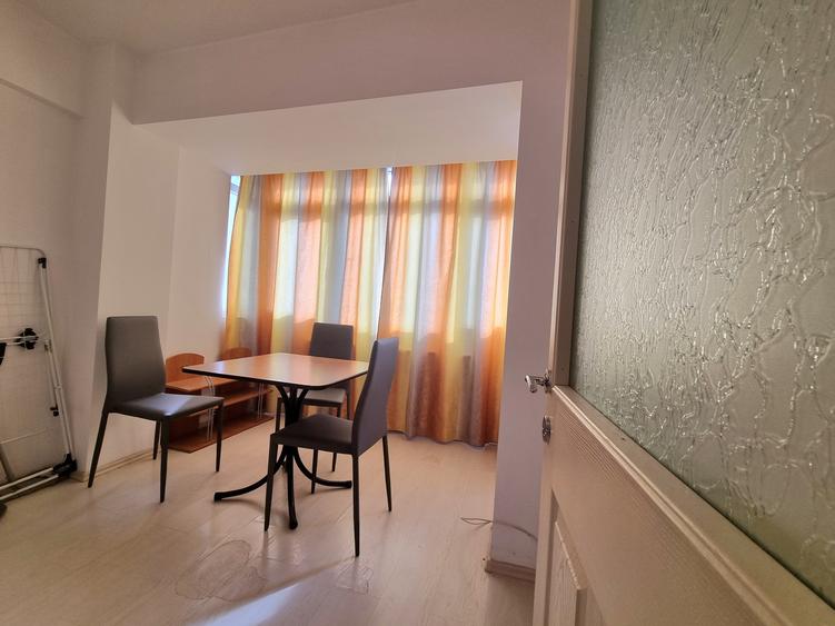Ultracentral- Apartament 2 camere- mobilat-utilat- etaj intermediar