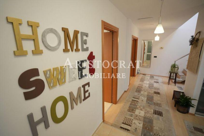 Vila 5 camere si 4 bai