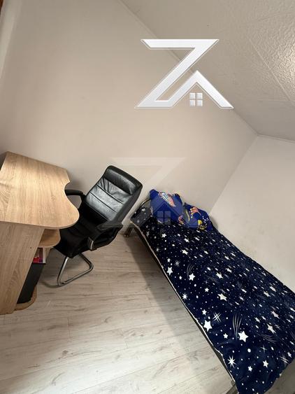Vând casă 6 camere, zonă Elena Teodorini / aproape de Centru