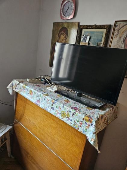 Casă + teren 261 mp, Sector 4 – locuibilă acum sau ideală de construit