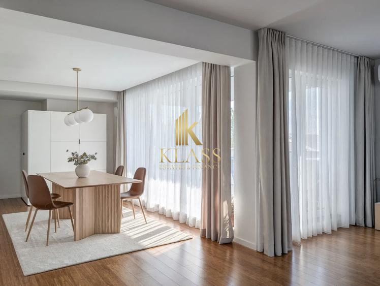 Apartament modern cu 3 camere tip penthouse, 2 terase, 2 locuri de parcare