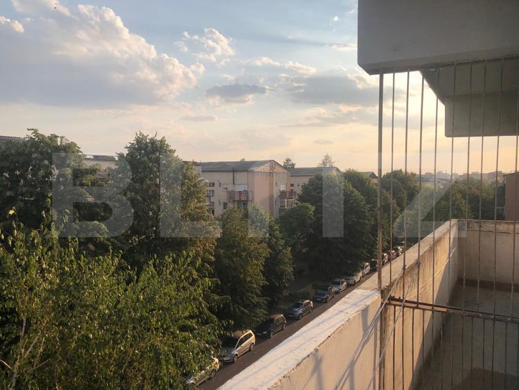 Apartament 2 camere, decomandat, 56 mp, zona Micro 17