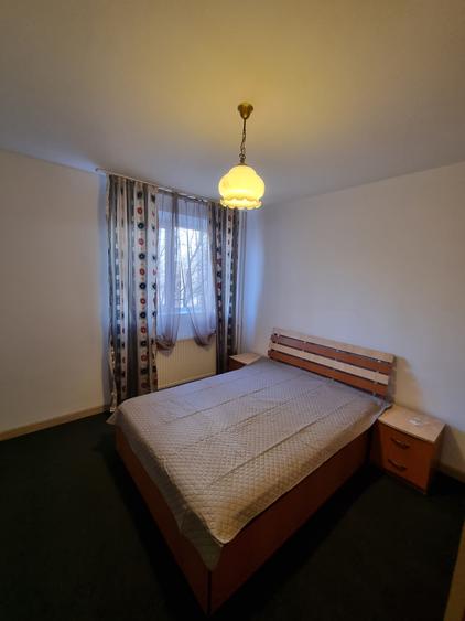 Apartament cu 2 camere de vanzare in zona Drumul Taberei metrou Favorit