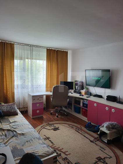 Apartament 3 camere, 67 mp, zona Nicolina