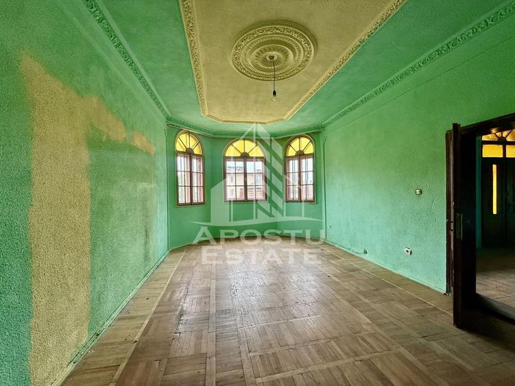 Casa individuala, teren 694mp, toate utilitatile, zona Balcescu