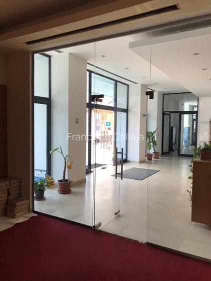 Proprietar - Vanzare Cladirea Birou Inchiriat - Zona Unirii - 2