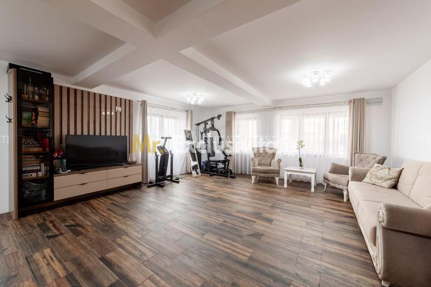Casa moderna in Bradu, teren 477 mp, P+M, 120 mp utili - 2