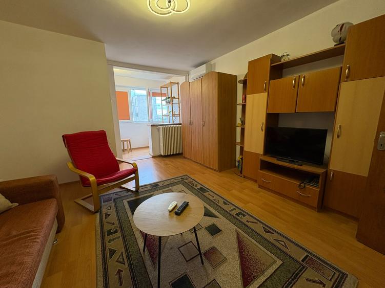 Drumul Taberei Garsoniera Bloc 1972 Renovat 1 Min Metrou