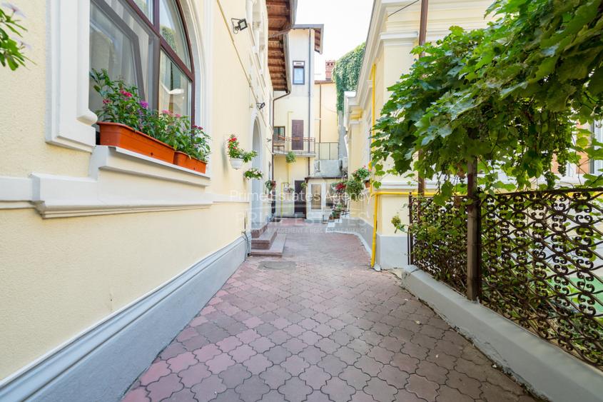 DE ÎNCHIRIAT Cladire Boutique, 12 Unități finisate premium, zona Romană-Eminescu - 43