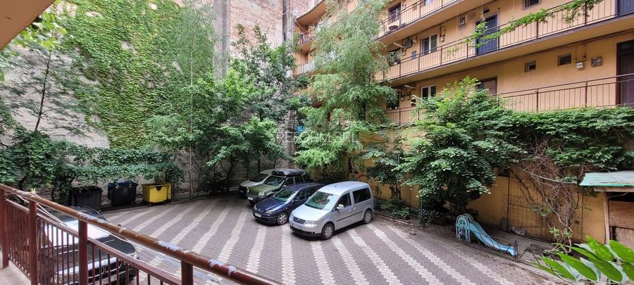 De vânzare apartament cu 2 camere, pe strada Horea - 10