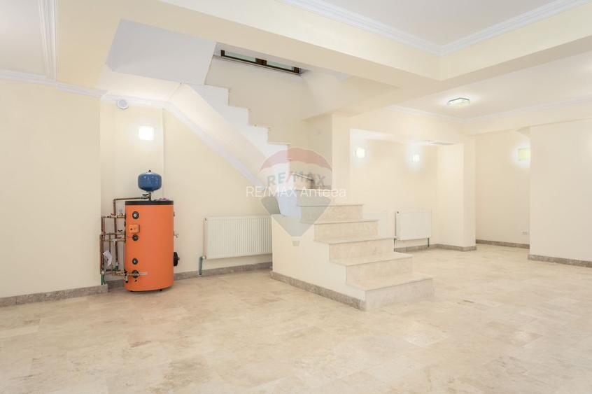 Vilă de inchiriat renovata recent, 1000 mp teren,  terasa de vara - 23