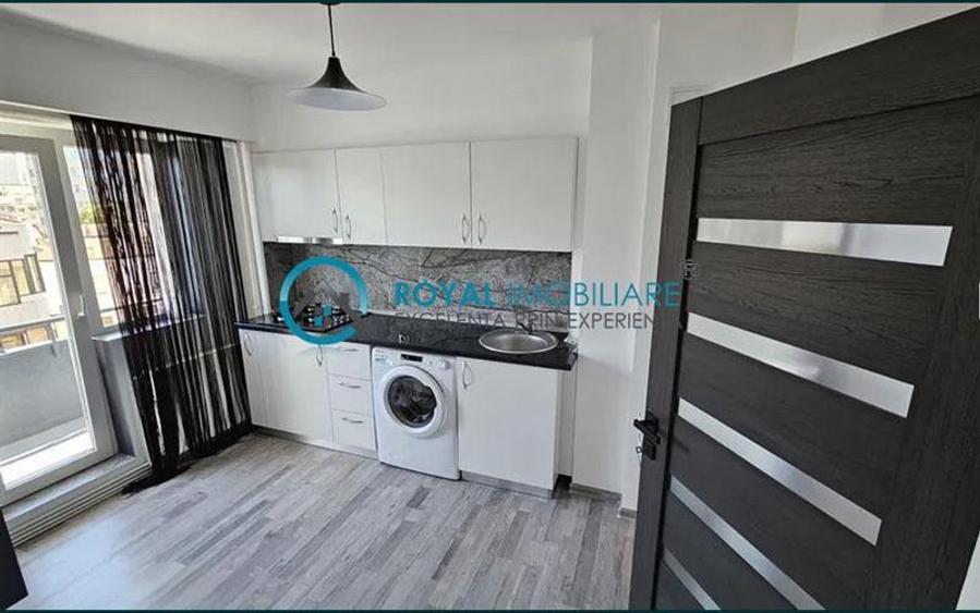 Royal Imobiliare - Vanzare apartament 2 camere, zona Ultracentral